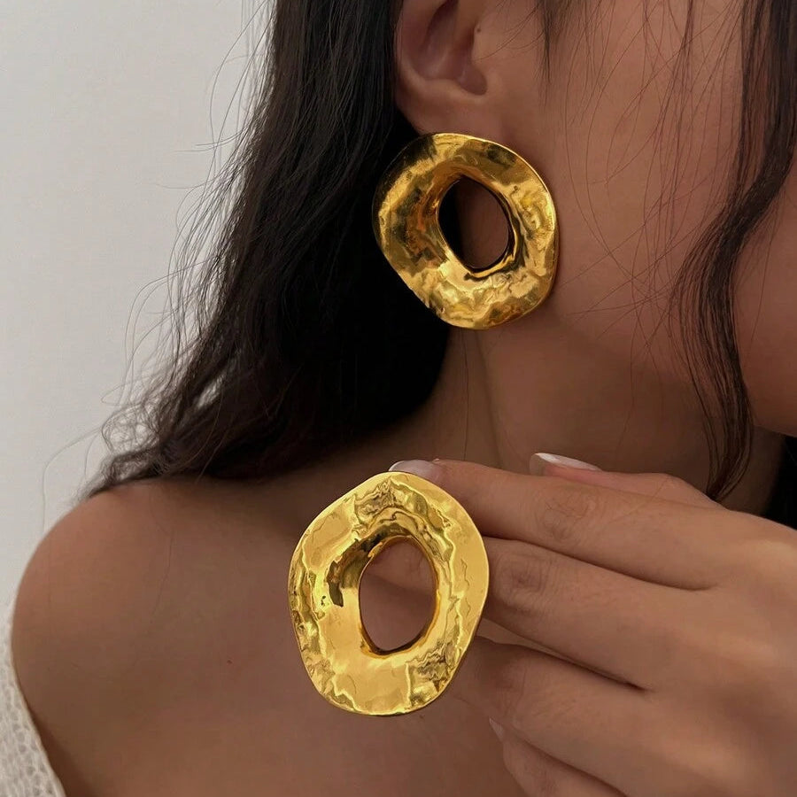 Asymmetric Circle Hollow Earrings