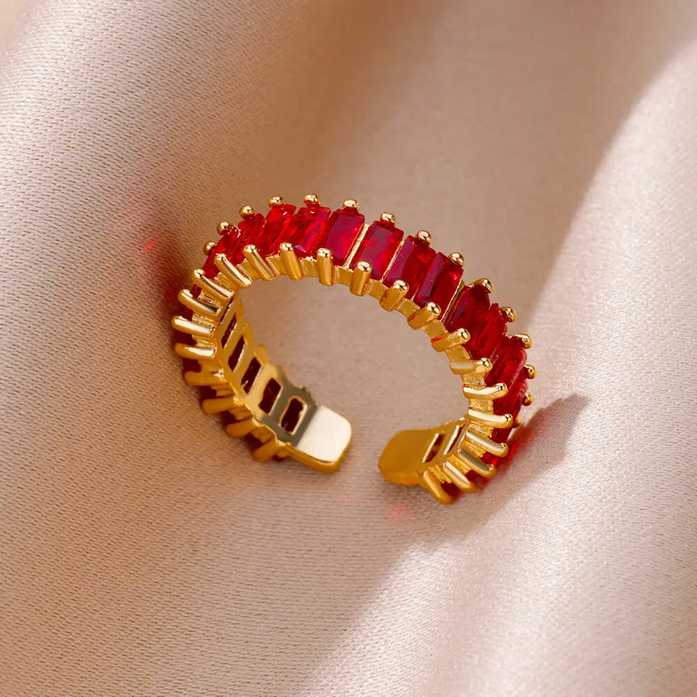 Luxury Gold Ring with Zircon