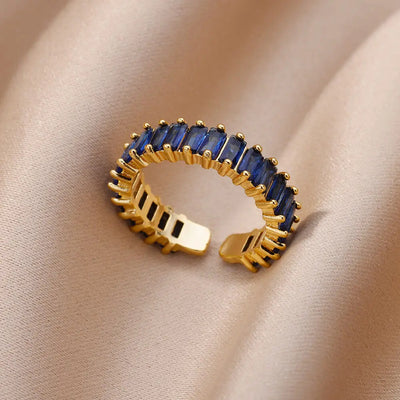 Luxury Gold Ring with Zircon